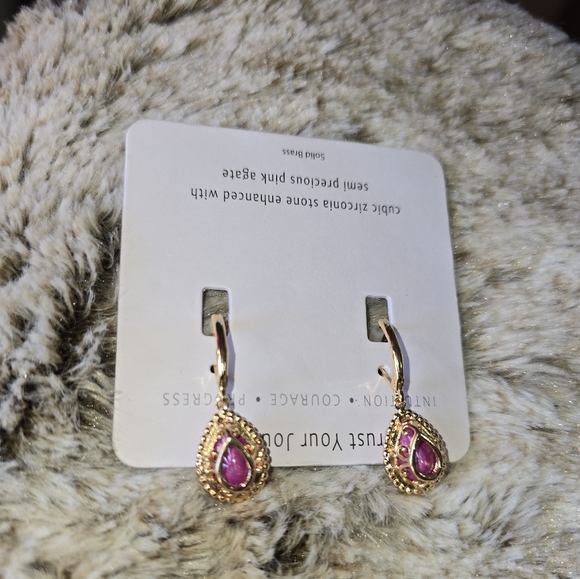 Genuine Pink Agate Earrings - Picture 4 of 4